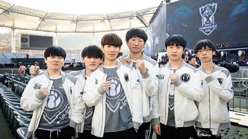 【数据前瞻】 LGD Gaming vs Invictus Gaming 中路对决谁能压制对手是取胜关键