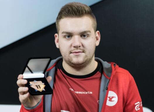 爆了！有点意思？解说杯队员评论过CF2动态的战队全部遭到淘汰